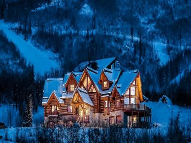 Five Bedroom Mountain View Rental Home in Steamboat Springs